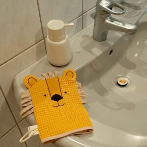 Waschhandschuh „Löwe“ aus Waffelpiqué